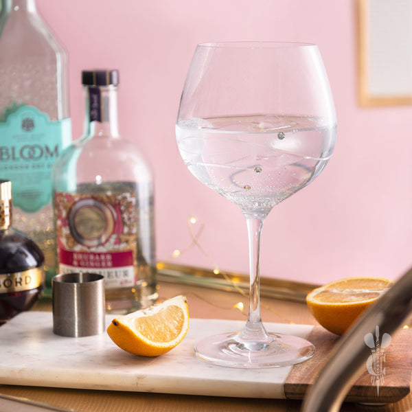 Single Diamante Engraved Personalised Gin Glass with Spiral Design Cutting - Engraved - Culzean Gifts